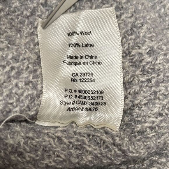 WILFRED Free Aritzia 100% Wool From Italy Crew Neck High-Low Sweater Size XXS - Picture 10 of 10